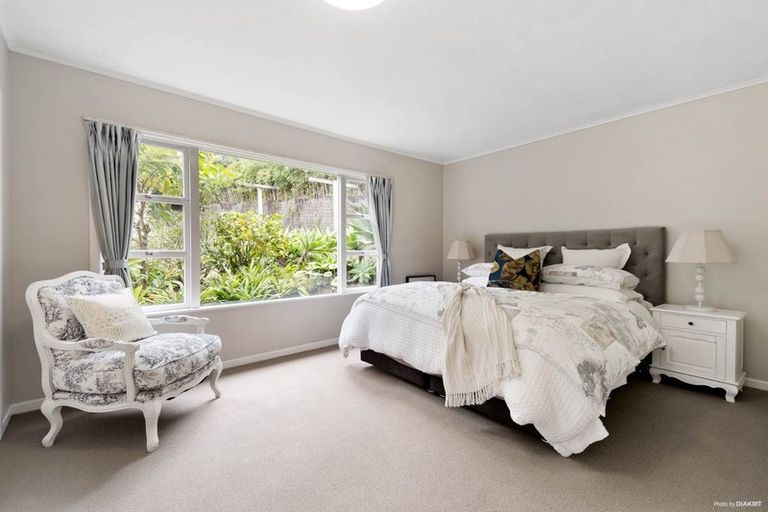 Photo of property in 88 Saddleback Rise, Murrays Bay, Auckland, 0630