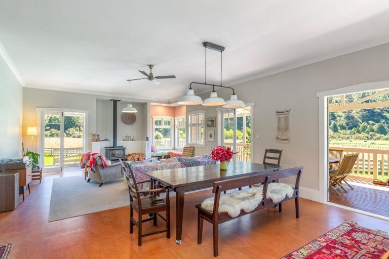 Photo of property in 808 Whitemans Valley Road, Whitemans Valley, Upper Hutt, 5371