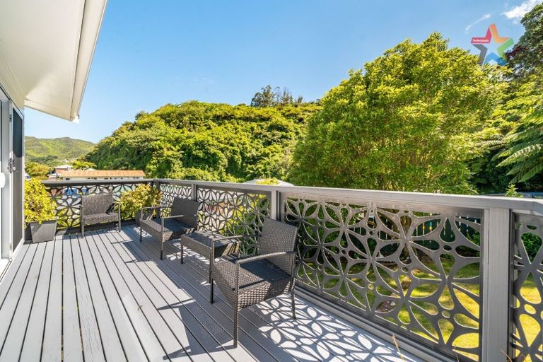 Photo of property in 5 Ruth Grove, Karori, Wellington, 6012