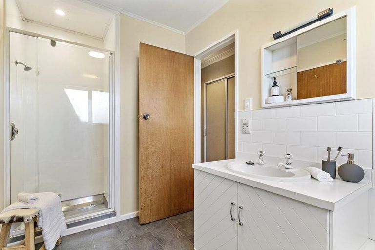 Photo of property in 18 Matipo Street, Lansdowne, Masterton, 5810