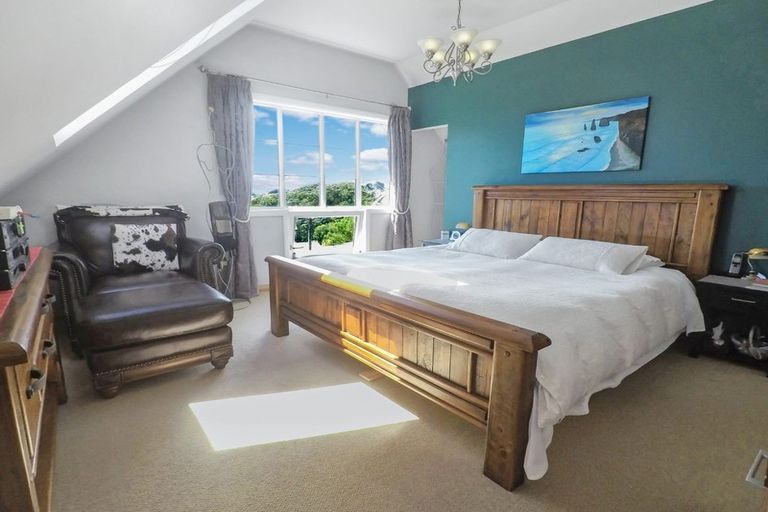 Photo of property in 22 Middleton Road, Johnsonville, Wellington, 6037