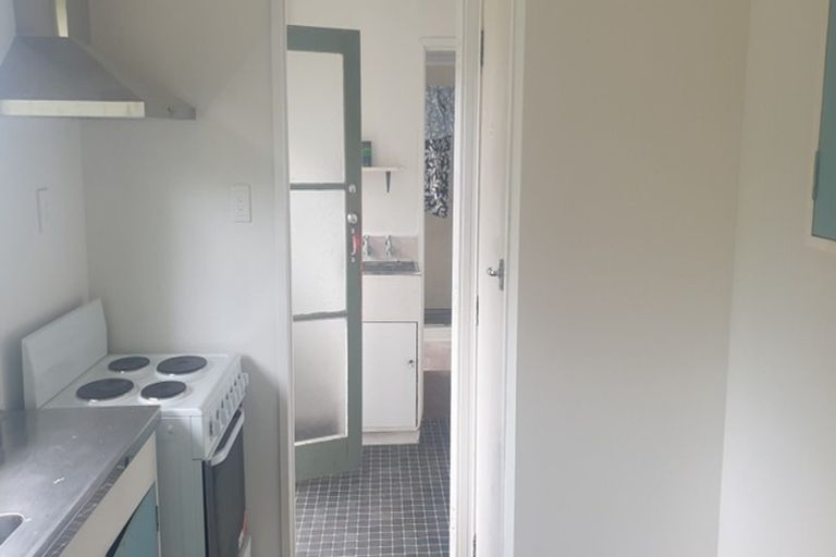 Photo of property in 38 Redcrest Avenue, Red Hill, Papakura, 2110