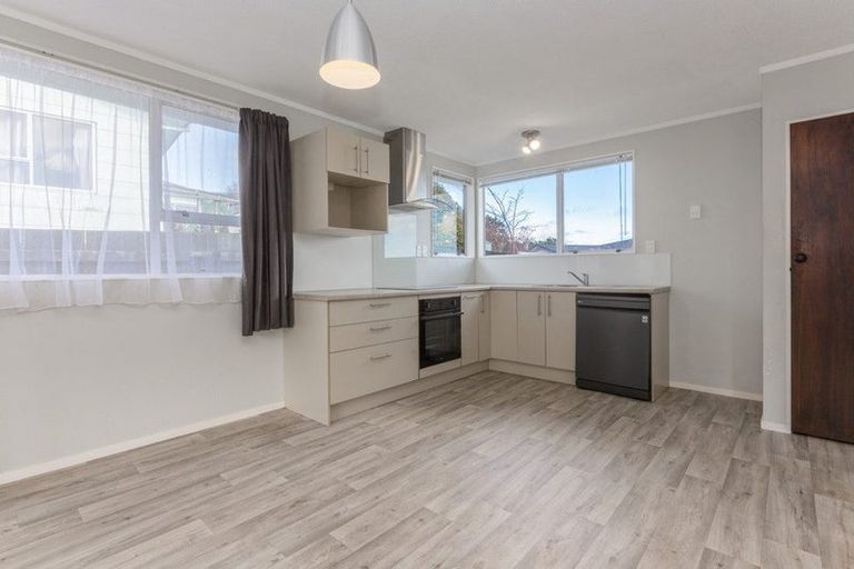 Photo of property in 7 The Bollard, Whitby, Porirua, 5024