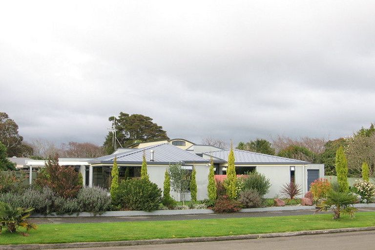 Photo of property in 26a Palm Avenue, Hokowhitu, Palmerston North, 4410