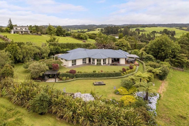 Photo of property in 439a Wainui Road South, Whakamarama, 3181