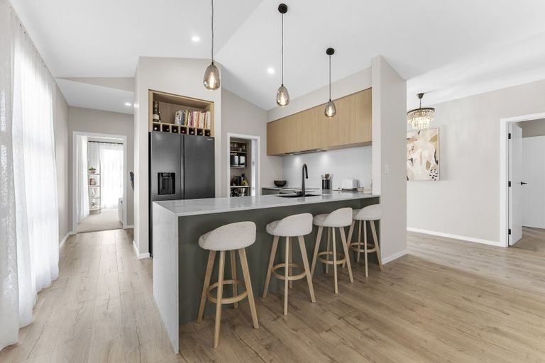 Photo of property in 2 Whakahaumako Road, Leamington, 3495