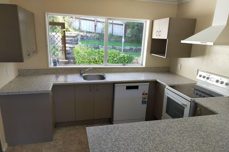 Photo of property in 14 Swainson Street, Naenae, Lower Hutt, 5011