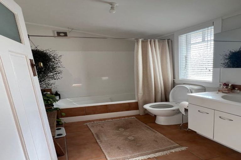 Photo of property in 37 South Street, Papakura, 2110