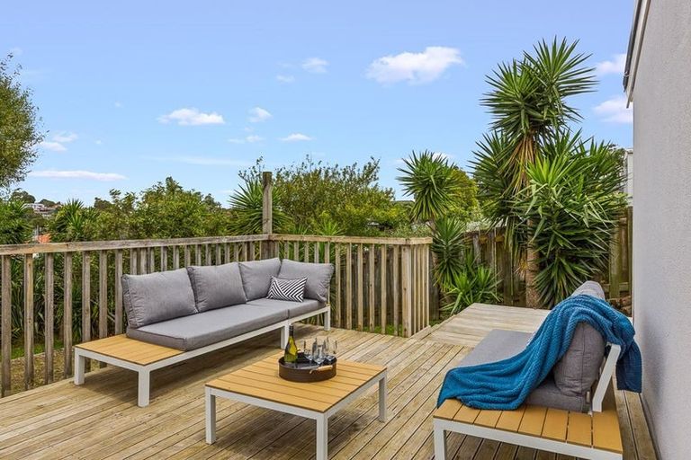 Photo of property in 167 Vipond Road, Stanmore Bay, Whangaparaoa, 0932