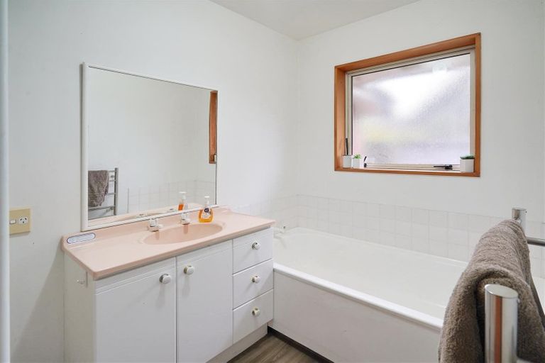 Photo of property in 243b Wairakei Road, Bryndwr, Christchurch, 8053