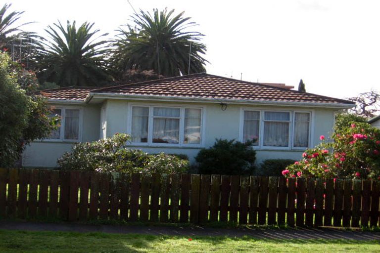 Photo of property in 5 Kent Crescent, Awapuni, Palmerston North, 4412
