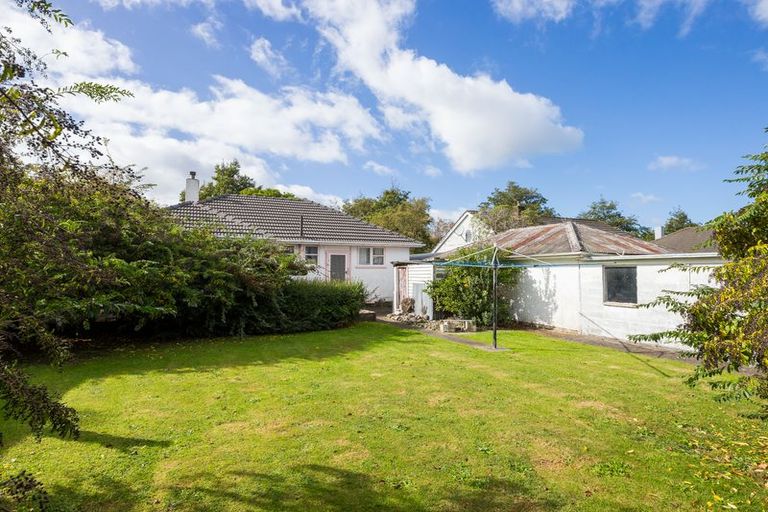 Photo of property in 30 Seddon Street, Takaro, Palmerston North, 4412