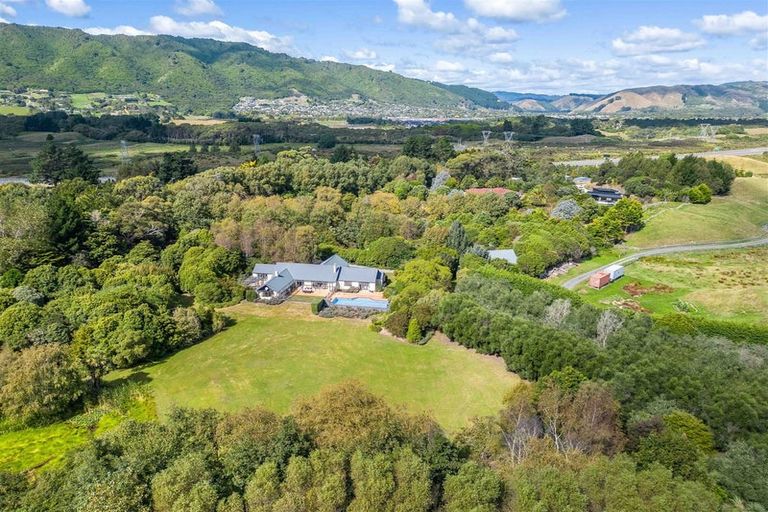 Photo of property in Smithfield Road, Waikanae, 5391