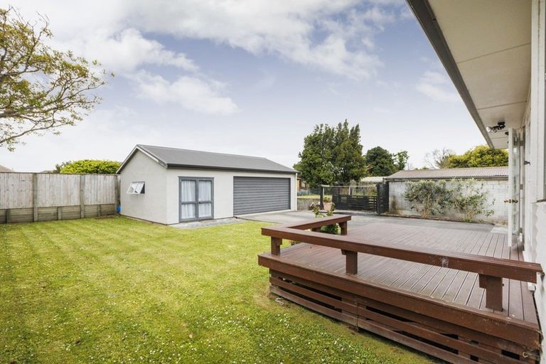 Photo of property in 10 Antrim Place, Hokowhitu, Palmerston North, 4410