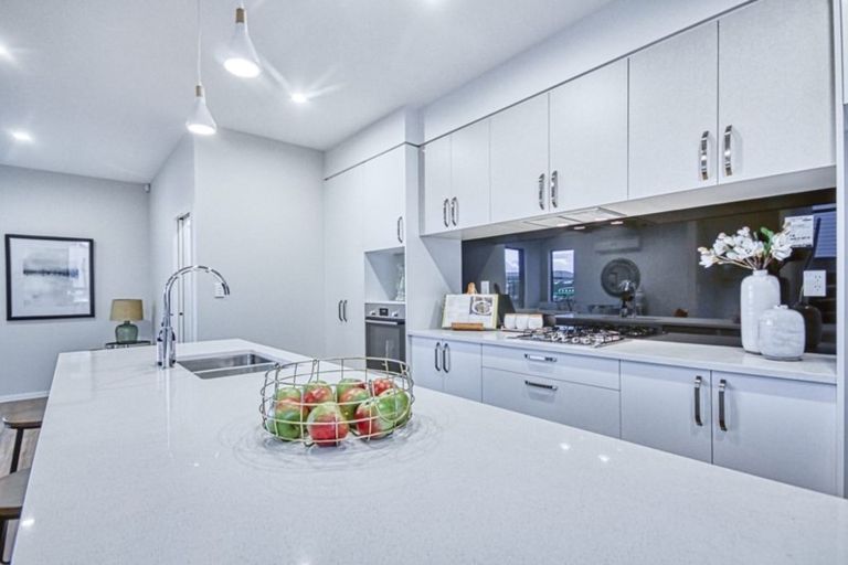 Photo of property in 23 Nephrite Lane, Henderson, Auckland, 0610