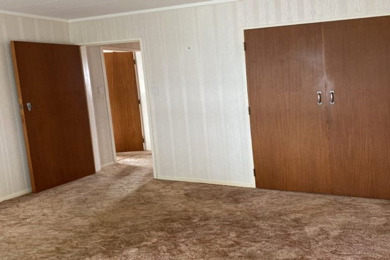 Photo of property in 2 Garnet Grove, Birchville, Upper Hutt, 5018