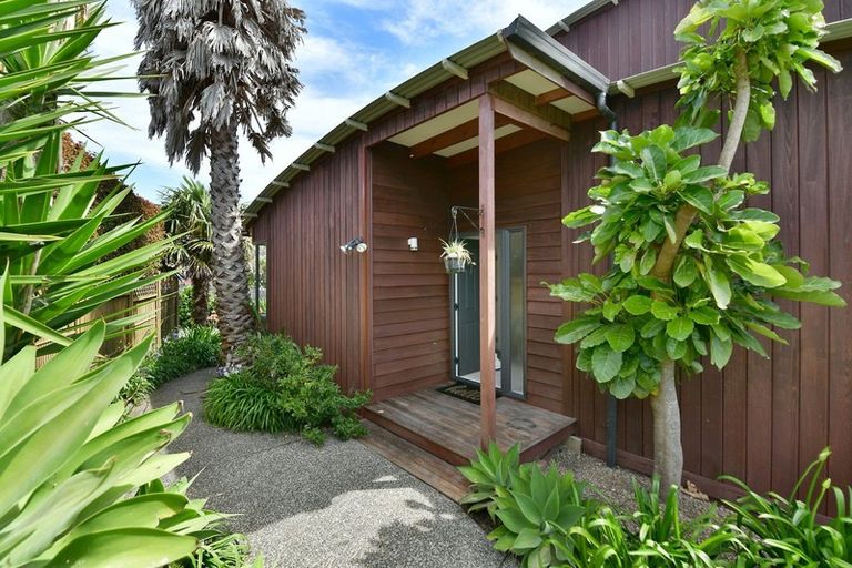 Photo of property in 21b Siesta Terrace, Gulf Harbour, Whangaparaoa, 0930