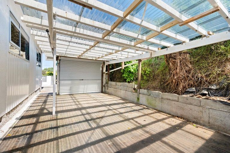 Photo of property in 7 Tree Top Lane, Paparangi, Wellington, 6037