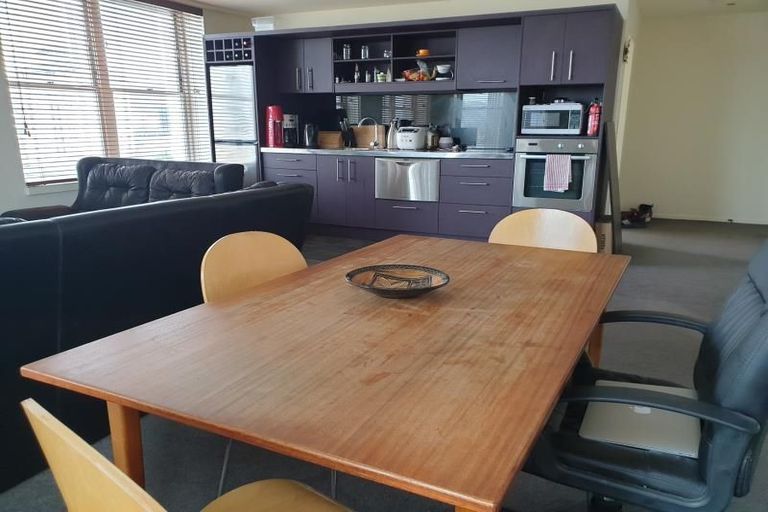 Photo of property in 5a/123 Molesworth Street, Thorndon, Wellington, 6011