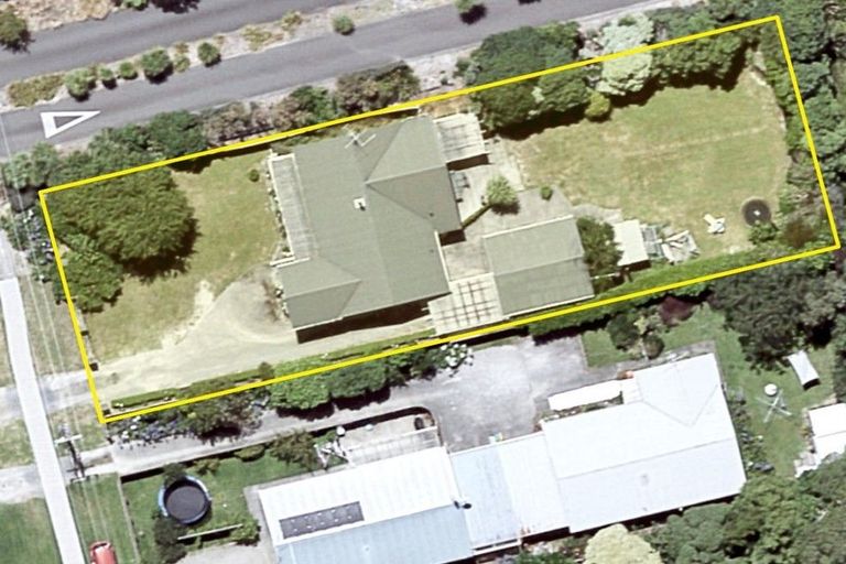 Photo of property in 59 Elizabeth Street, Waikanae, 5036