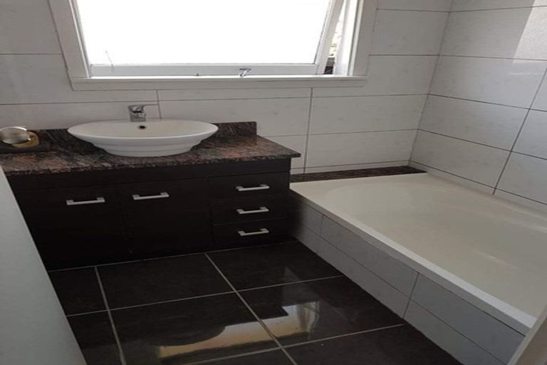 Photo of property in 70 Wales Street, Halswell, Christchurch, 8025