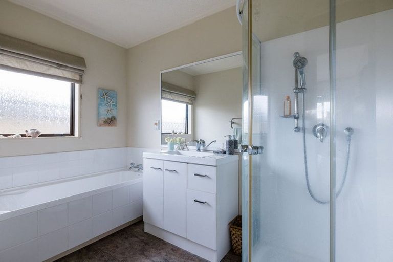 Photo of property in 233 Lamb Street, Leamington, Cambridge, 3432