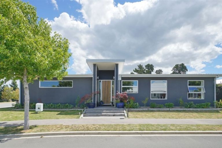 Photo of property in 1 Blackadder Road, Pegasus, 7612