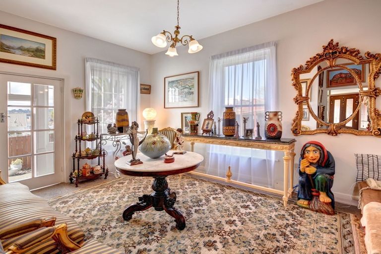 Photo of property in 7 Easther Crescent, Kew, Dunedin, 9012