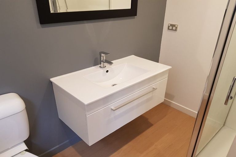 Photo of property in 117b Nursery Road, Phillipstown, Christchurch, 8011