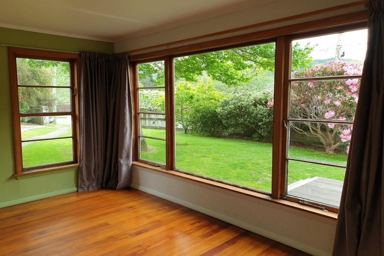 Photo of property in 53 Routley Crescent, Elderslea, Upper Hutt, 5018
