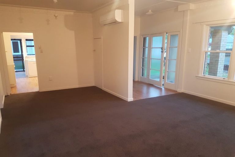 Photo of property in 4 Darley Street, Maeroa, Hamilton, 3200