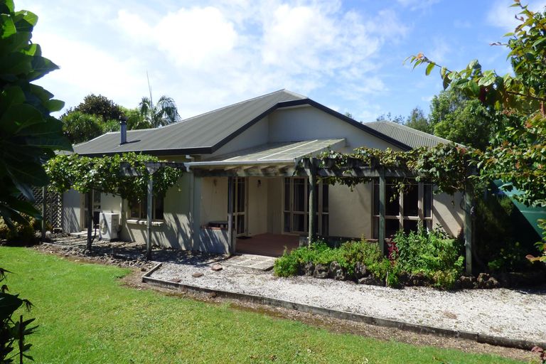 Photo of property in 19 Davis Strongman Place, Kerikeri, 0293