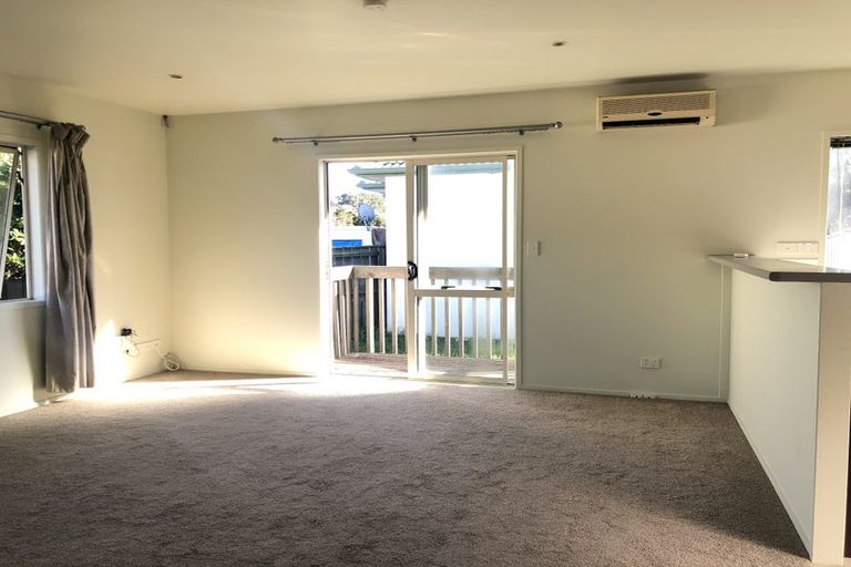 Photo of property in 164 Sunnynook Road, Sunnynook, Auckland, 0620