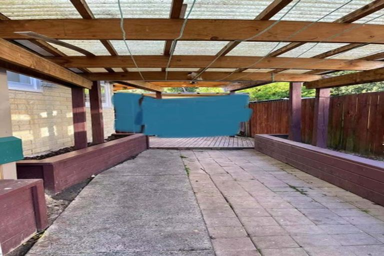 Photo of property in 33 Peach Road, Glenfield, Auckland, 0629