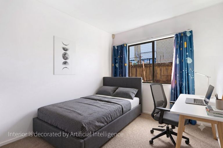 Photo of property in 2/16 Ultima Place, Clover Park, Auckland, 2019