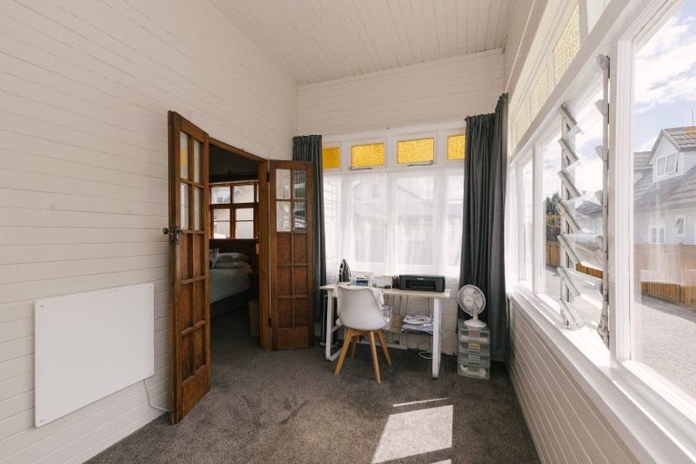 Photo of property in 168 College Street, Awapuni, Palmerston North, 4412