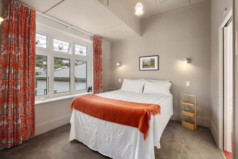 Photo of property in 33 Mckinley Crescent, Brooklyn, Wellington, 6021