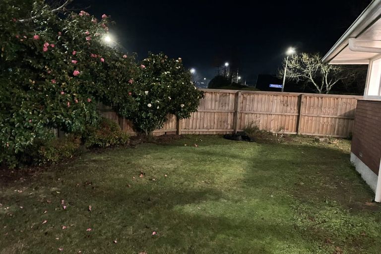 Photo of property in 1/35 Maidstone Road, Ilam, Christchurch, 8041