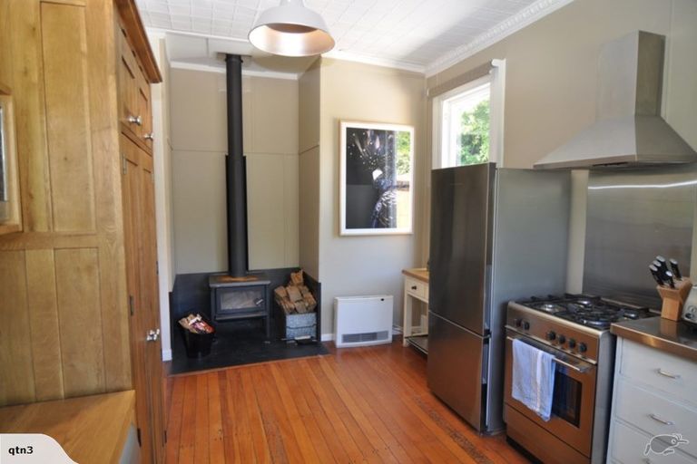 Photo of property in 2 Berkshire Street, Arrowtown, 9302