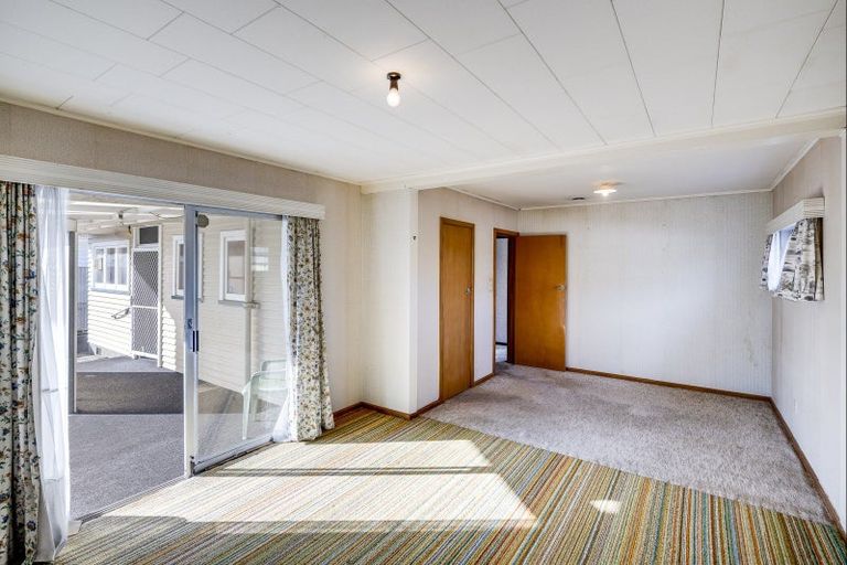 Photo of property in 32 Downing Avenue, Pirimai, Napier, 4112