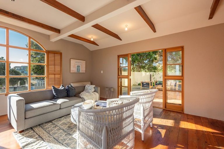 Photo of property in 63 Wharemauku Road, Raumati Beach, Paraparaumu, 5032