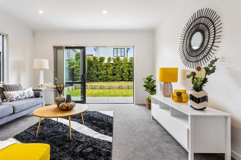 Photo of property in 21 Flounder Road, Hobsonville, Auckland, 0616