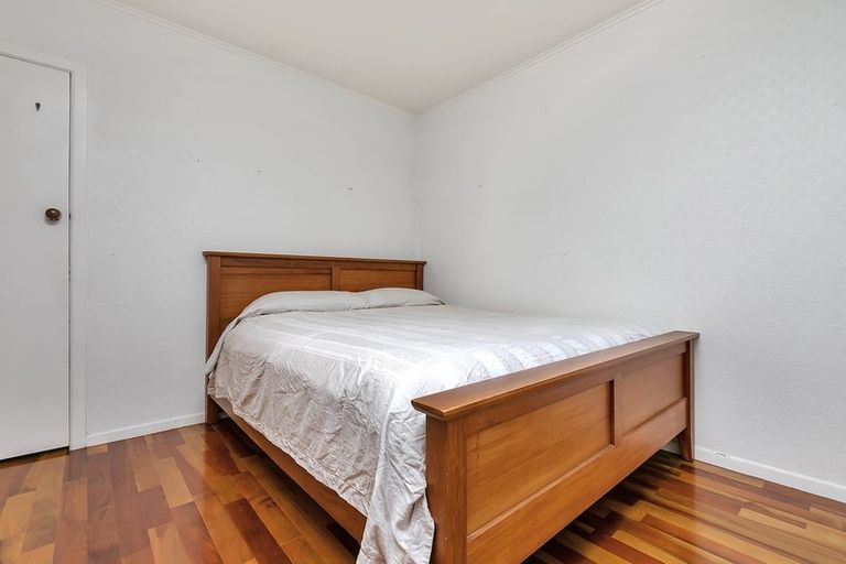 Photo of property in 11 James Street, Glenfield, Auckland, 0629
