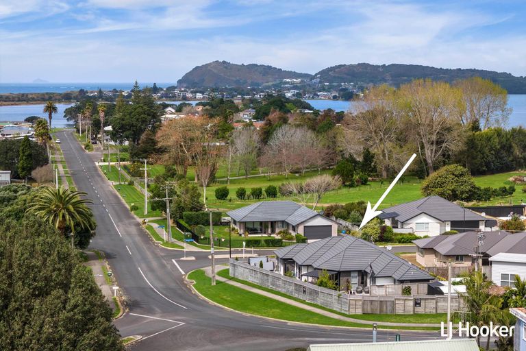 Photo of property in 2 Anatere Rise, Athenree, Katikati, 3177