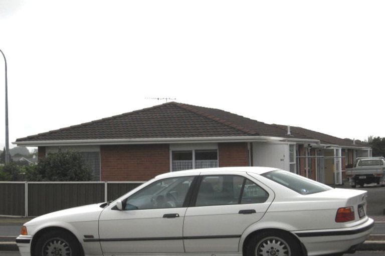Photo of property in 3/90 Saint Lukes Road, Sandringham, Auckland, 1025