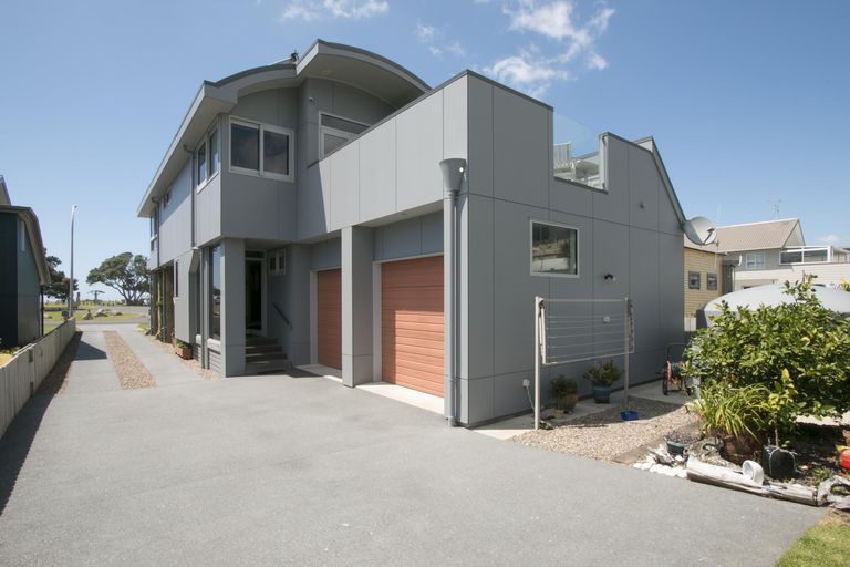 Photo of property in 5 Savage Avenue, Waihi Beach, 3611