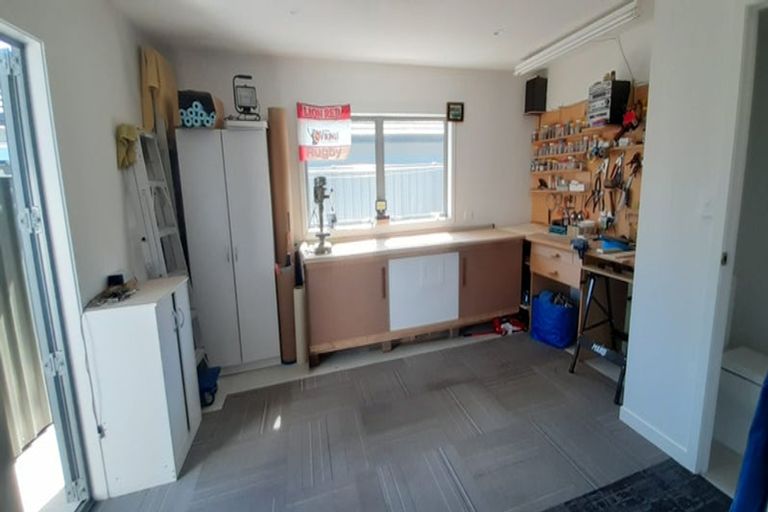 Photo of property in 11 Rotoiti Way, Poraiti, Napier, 4112