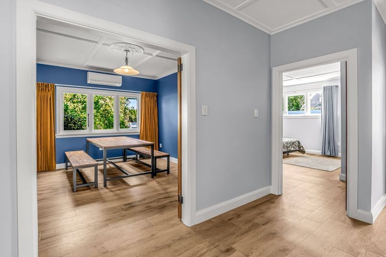 Photo of property in 93 Wood Street, Takaro, Palmerston North, 4410