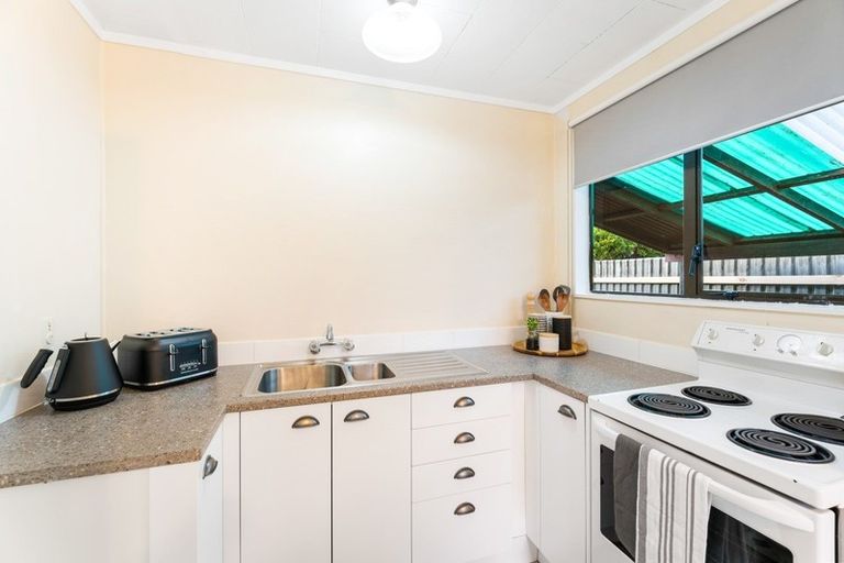 Photo of property in 14b Crystal Grove, Birchville, Upper Hutt, 5018
