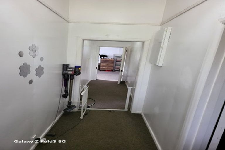 Photo of property in 71 Railway Road, Dalefield, Carterton, 5791